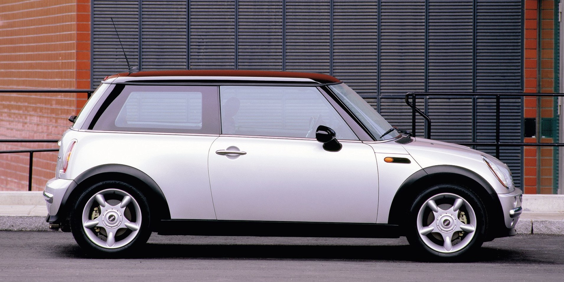 MINI Cooper.